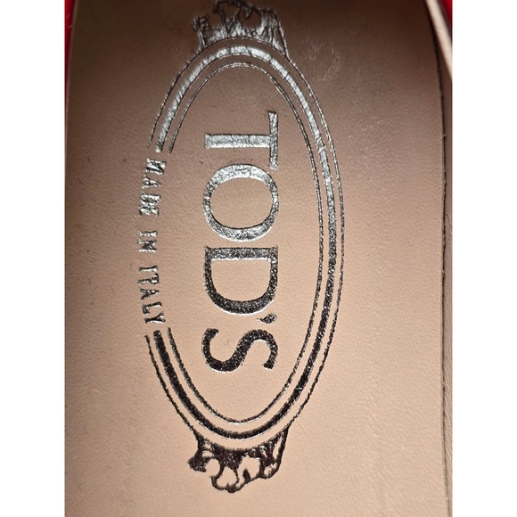 TOD'S Red Patent Leather Tassel Loafers Women's Size 37 (7) Made in Italy - Picture 3 of 16